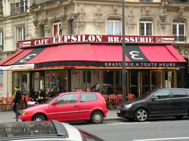  café l'Epsilon, rue Linné